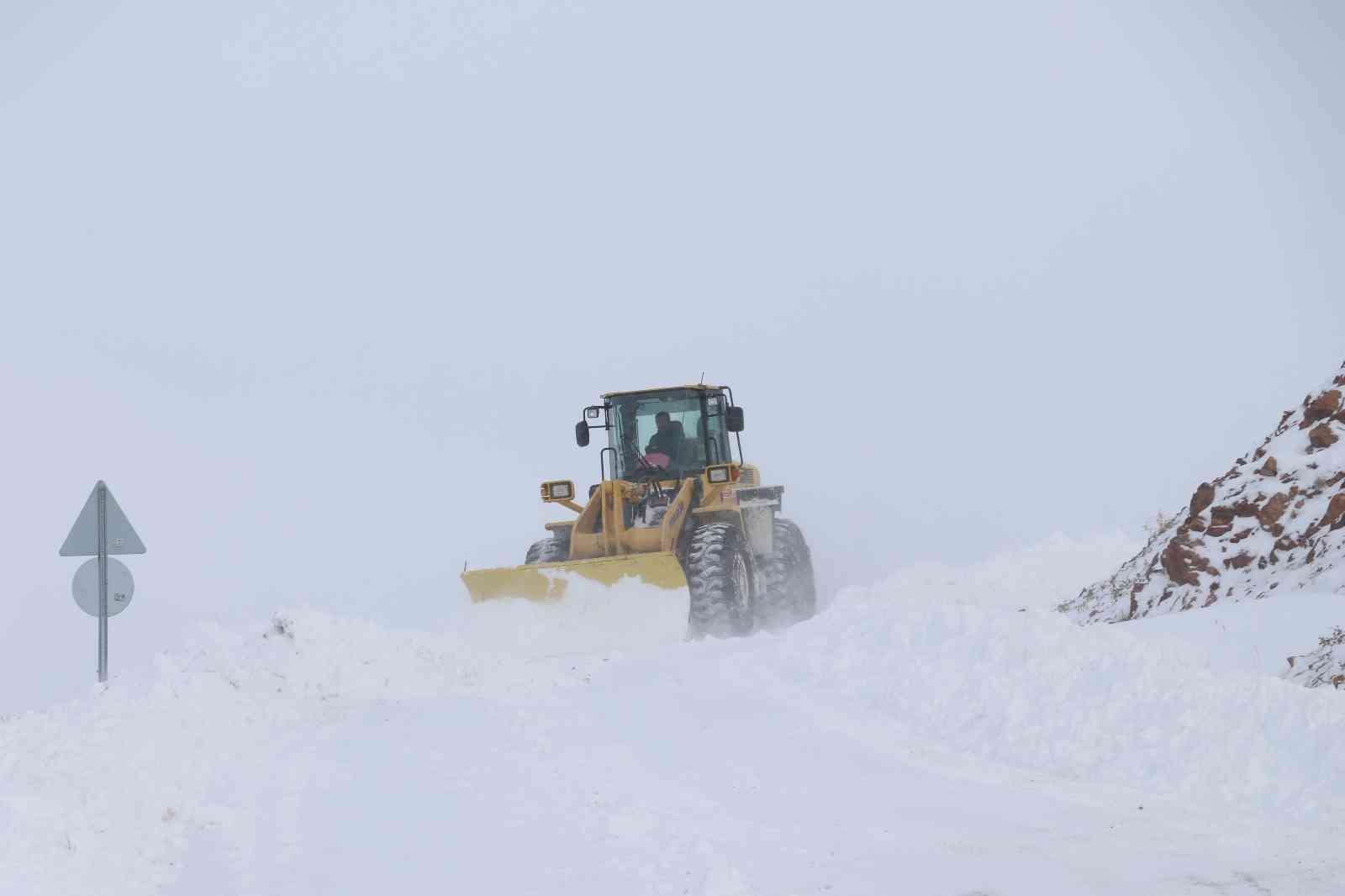 Sivas’ta 134 Köy Yolu Ulaşıma Kapalı