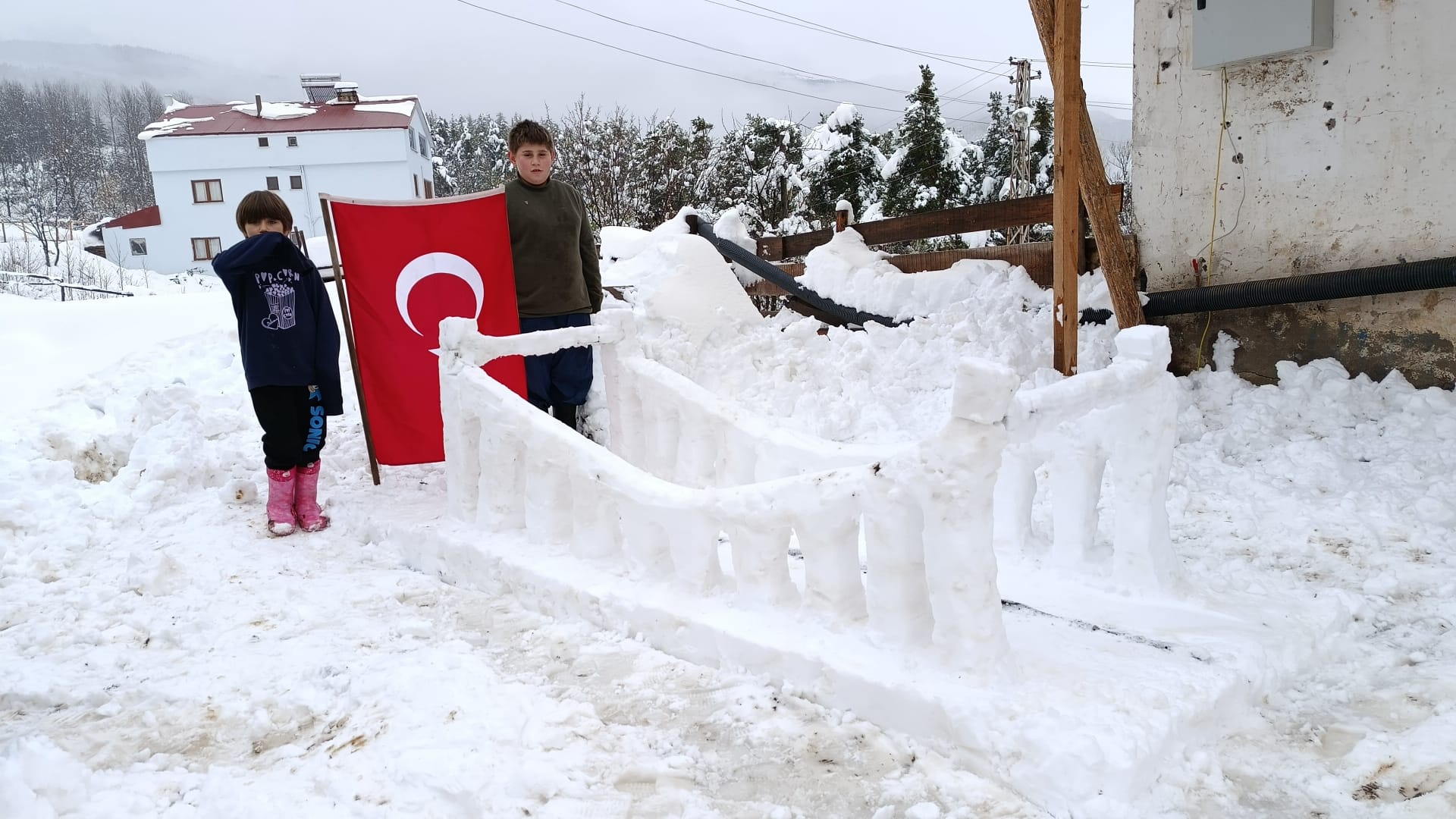Sivas’ta Şehitleri Unutmadı, Kardan Maket Yaptı