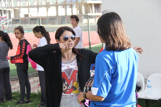 DEMİR ÖZEL İLGİLENİYOR