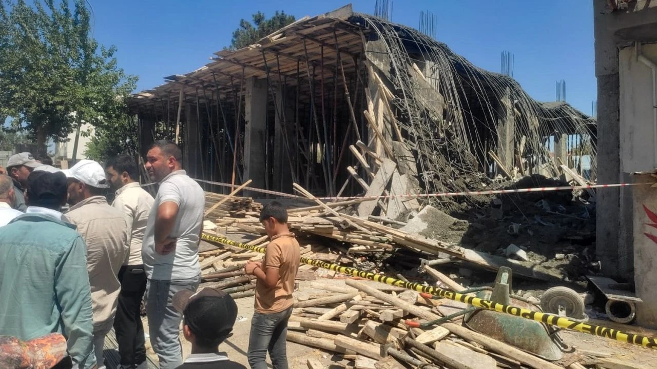 Şanlıurfa’da inşaat çöktü: 5 işçi yaralı