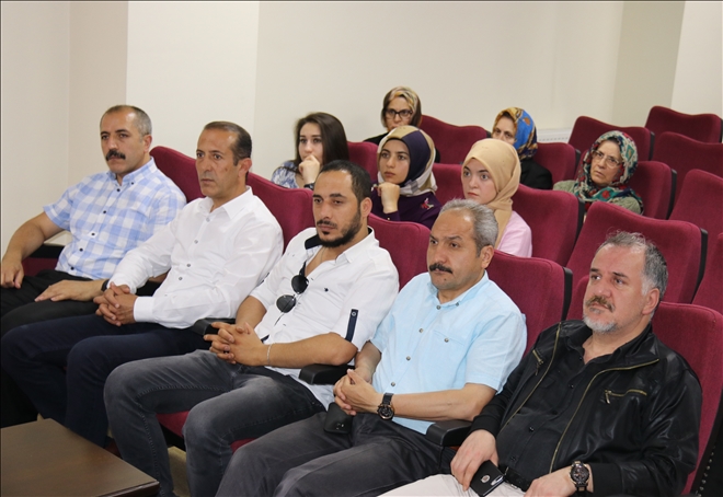 KUAFÖRLERE UYUŞTURUCU SEMİNERİ