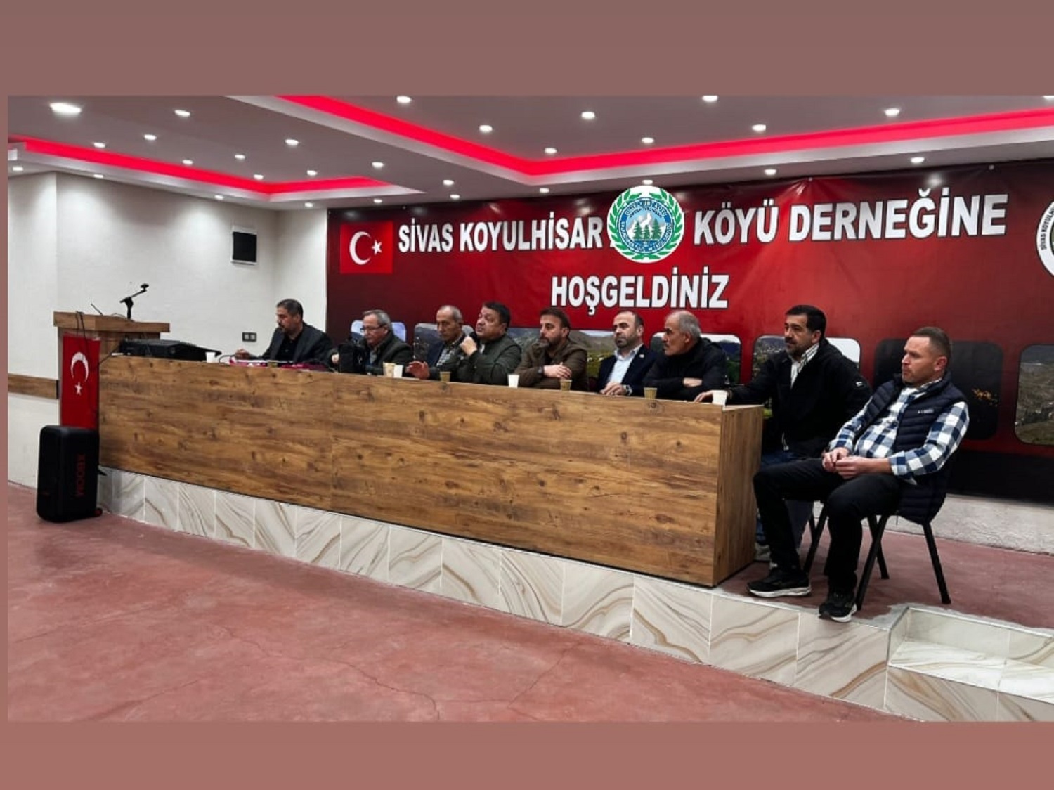 Güzelyurt seçimini yaptı, Fikret Özcan yeniden başkan seçildi