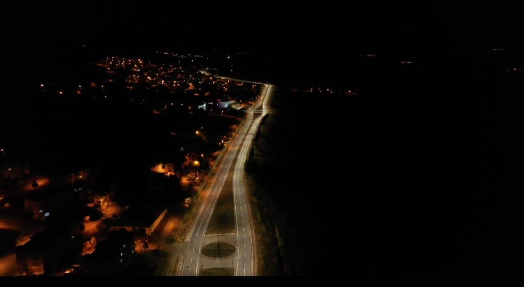 Gölova'da çevre yolunda aydınlatma çalışması