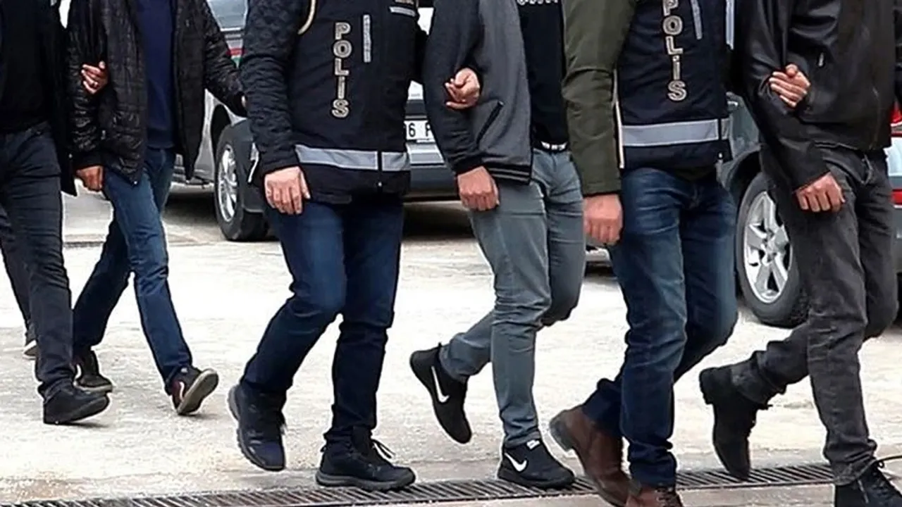 27 ilde FETÖ operasyonu: Sivas dahil 71 gözaltı