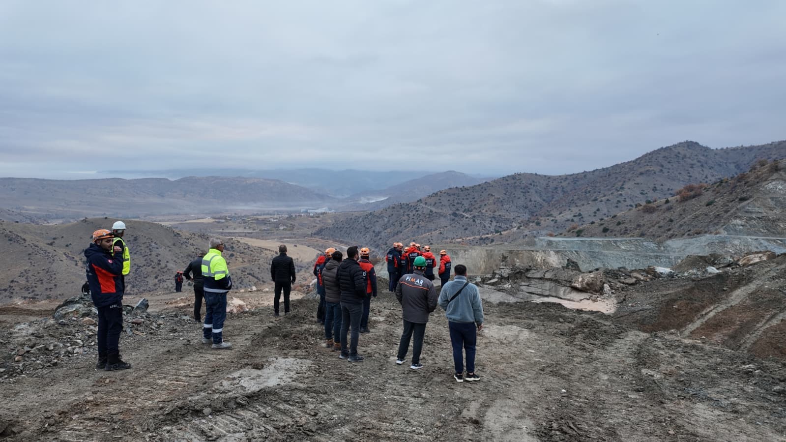 Sivas'ta Göçük Altında Kalan Madenci İçin Arama Çalışmaları Devam Edecek