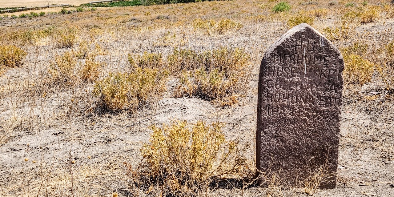 Köy Mezarlığına Sığmayan Hikaye: Güllü Ayşa’nın Kadim Defini