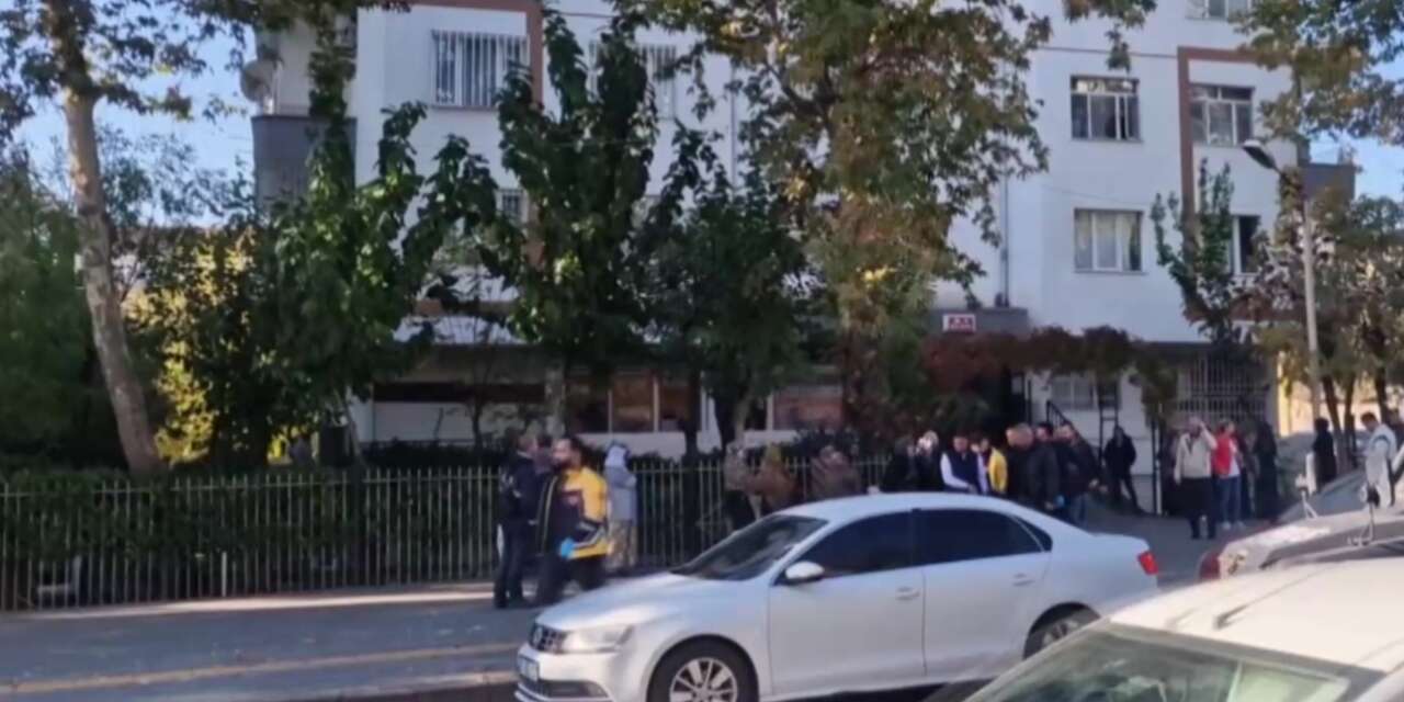 18 Yaşındaki Şüpheli, Annesi ve Ağabeyini Öldürdü