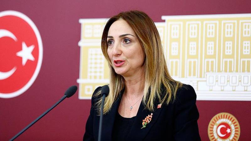 CHP’li Nazlıaka: Bakanlık çocuk yoksulluğun artacağını kabul ediyor