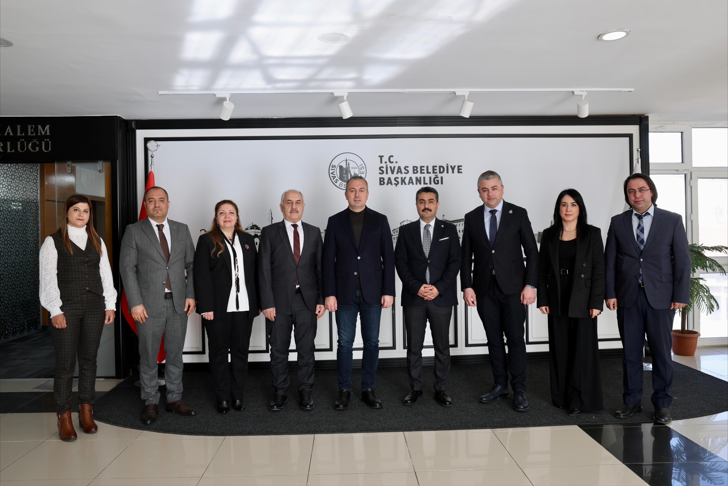 Başkan Uzun, Öğretmenleri Makamında Ağırladı