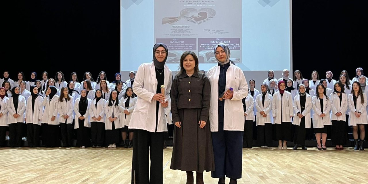 Sivas'ta geleceğin ebelerine fetoskop