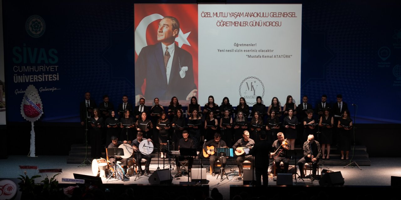 Sivas'ta Öğretmenler Günü'ne özel konser