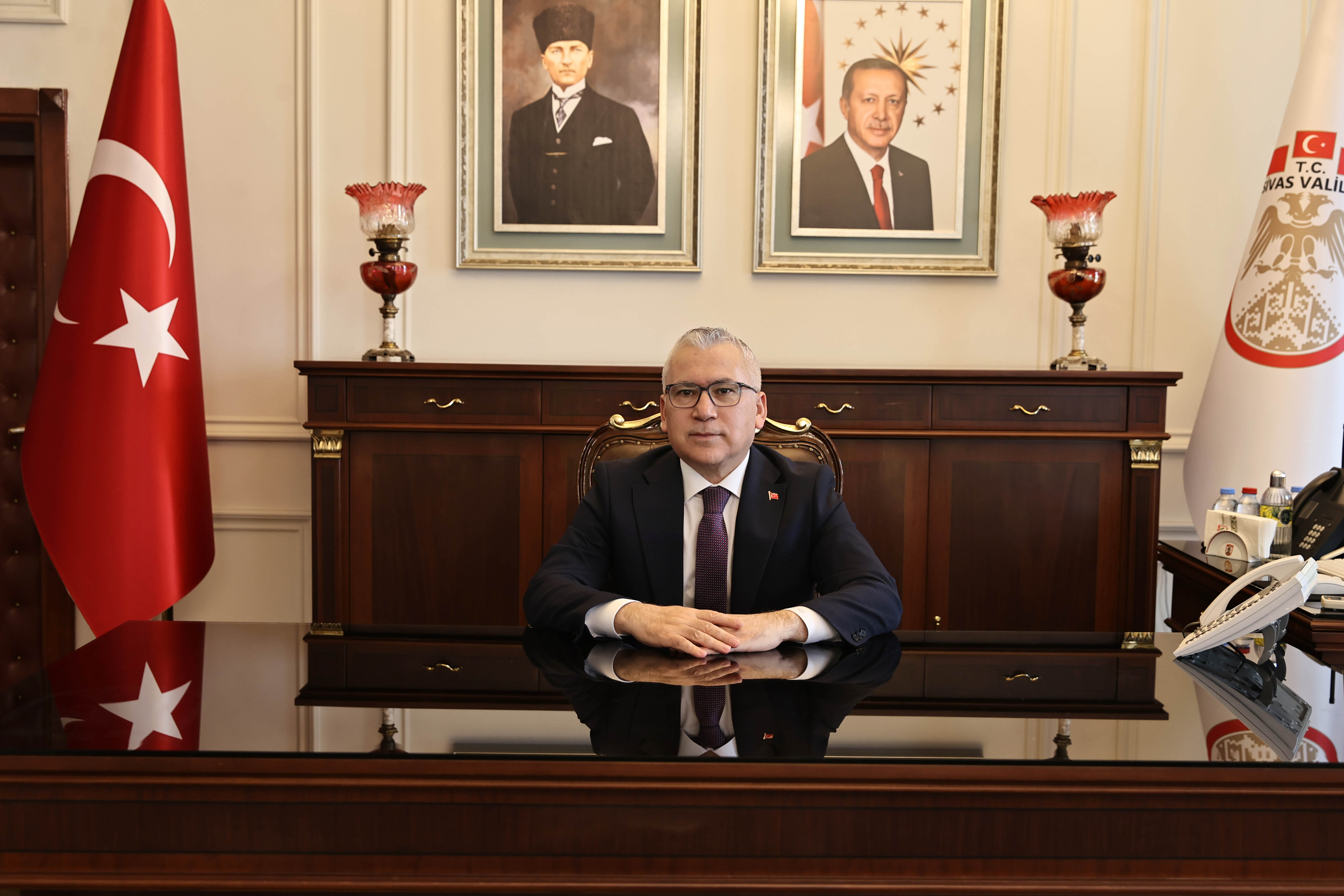 Vali Şimşek’ten 24 Kasım Mesajı