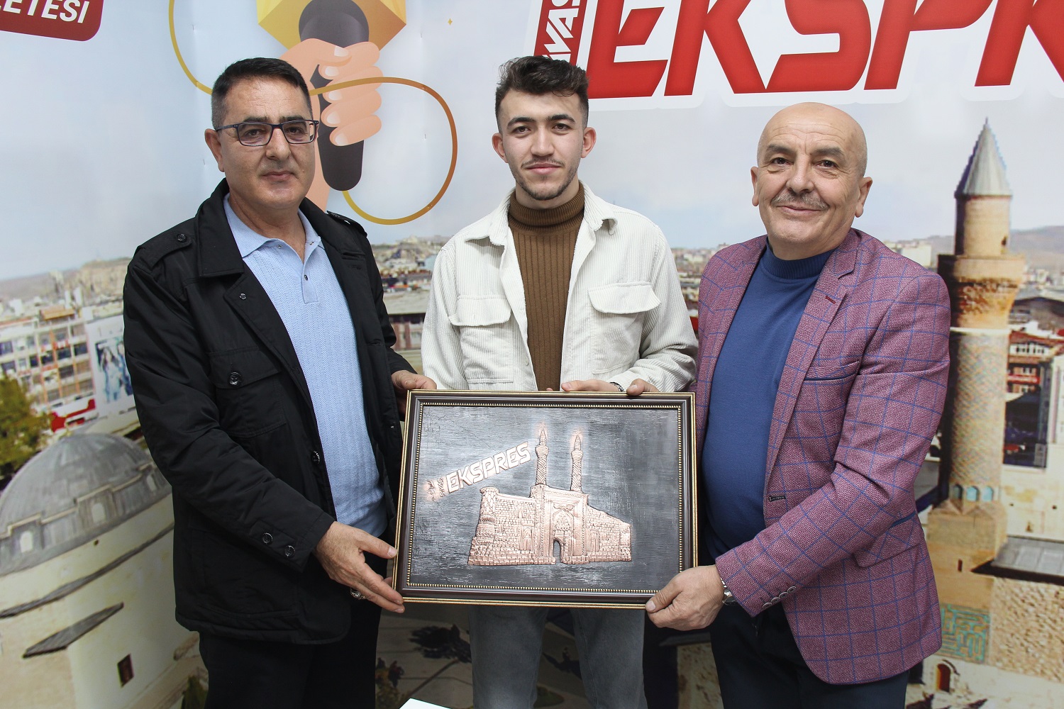 Sadıkoğlu ve Özbay’dan Sivas Ekspres’e Özel Tablo