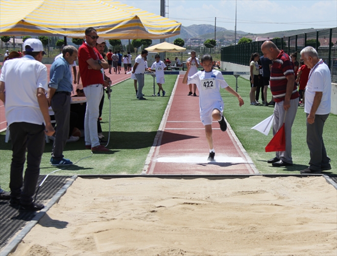 BAYRAK FİNALLERİ SİVAS´TA