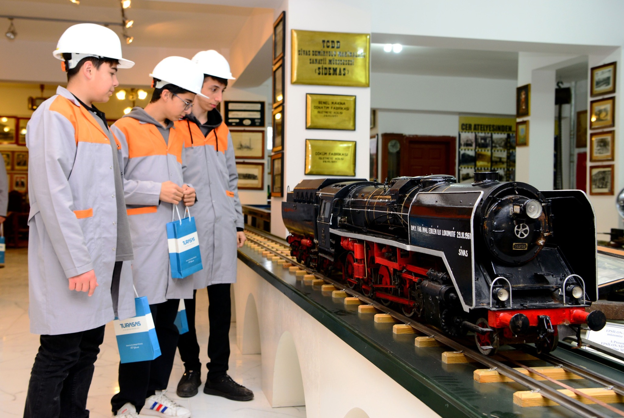 TÜRASAŞ’ta Geleceğin Mühendisleri Deneyim Kazandı