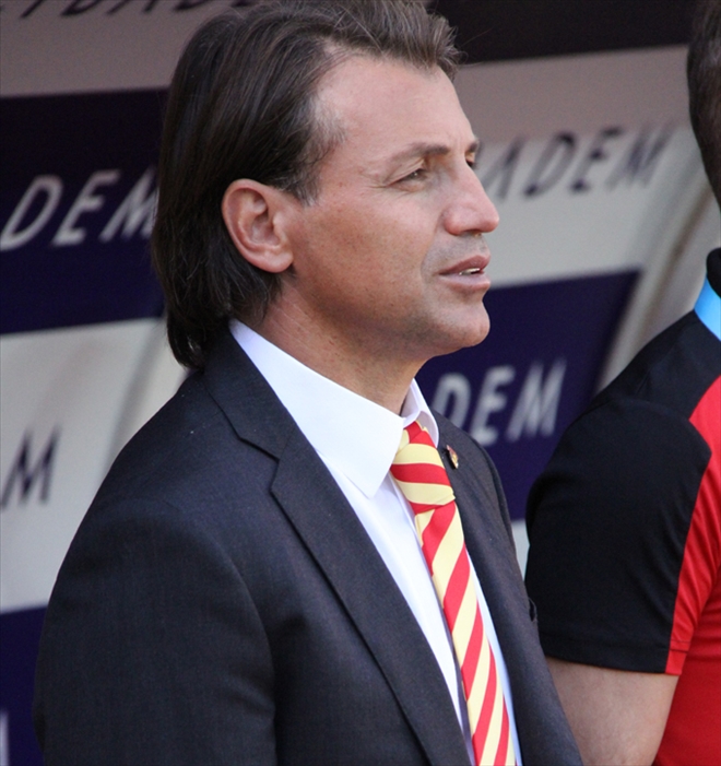 SÜPER LİGE TÜRK TEKNİK ADAM DAMGASI