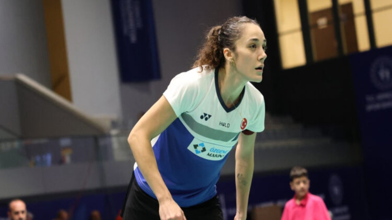 Milli Badmintoncu Arın, Hindistan Turnuvasında Finalde