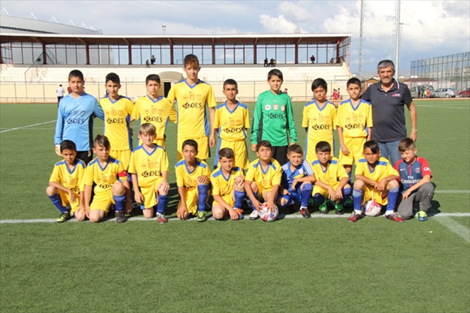 AYVALIOĞLU TEBRİK ETTİ