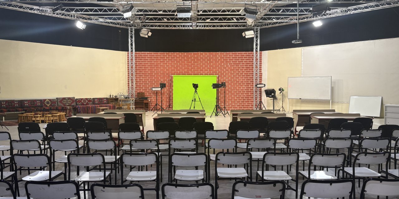 Sivas’ta öğrenciler gazeteciliği yakından öğrenecek