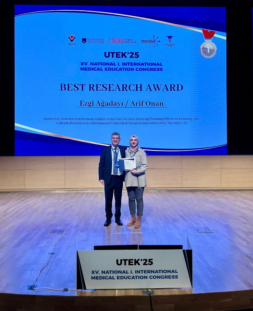 Sivas Cumhuriyet Üniversitesi’ne UTEK’25’ten Ödül