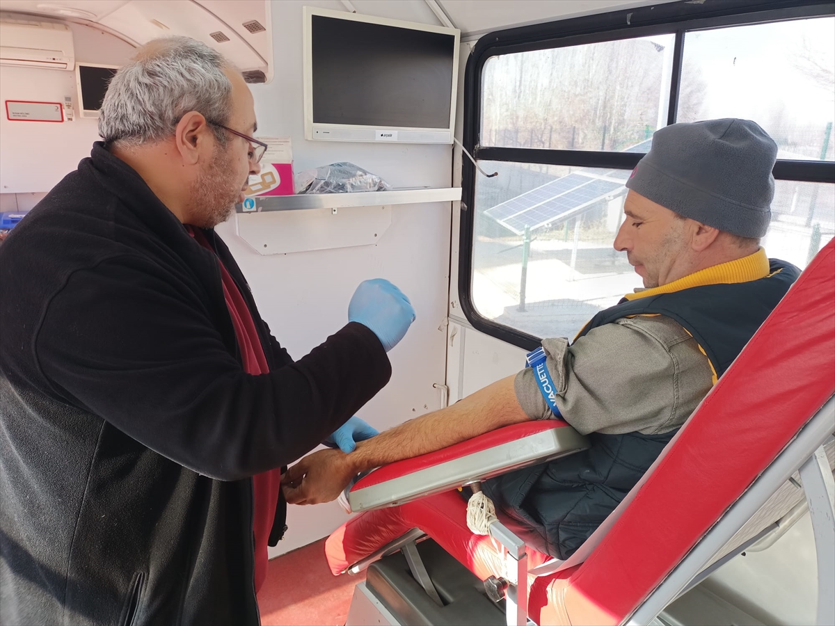 Sivas Ulaş’ta Velilerden Kan Bağışı Desteği