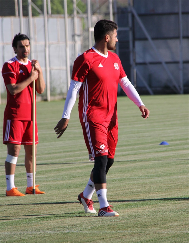 ŞAŞAL KİLOLARIYLA GELDİ