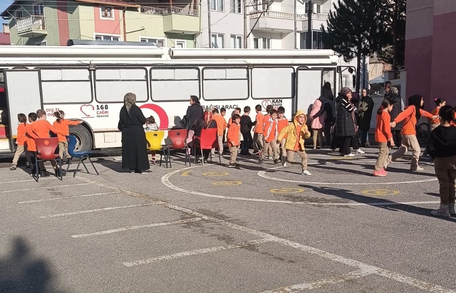 Sivas’ta Öğrencilerden Anlamlı Kan Bağışı