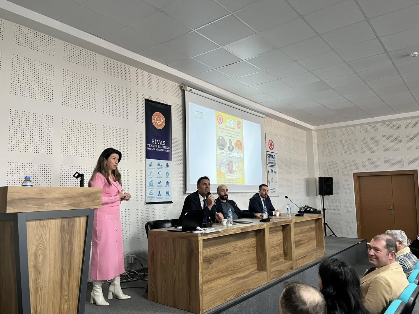 Sivas’ta SCADA ve CBS Odaklı Enerji Konferansı Düzenlendi