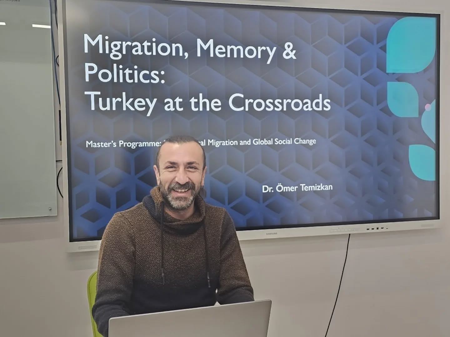 Sivas’ta akademisyene uluslararası görev