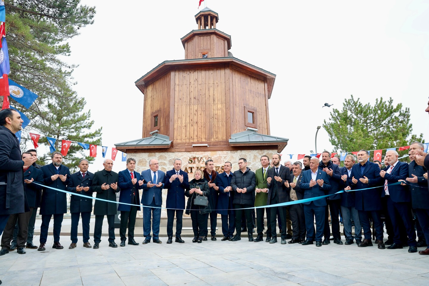 Sivas’ın Asırlık Saat Kulesi Yeniden Yükseldi