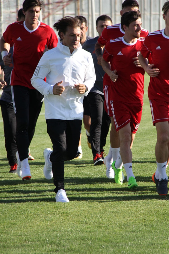 LİGİN EN GENCİ TUNA