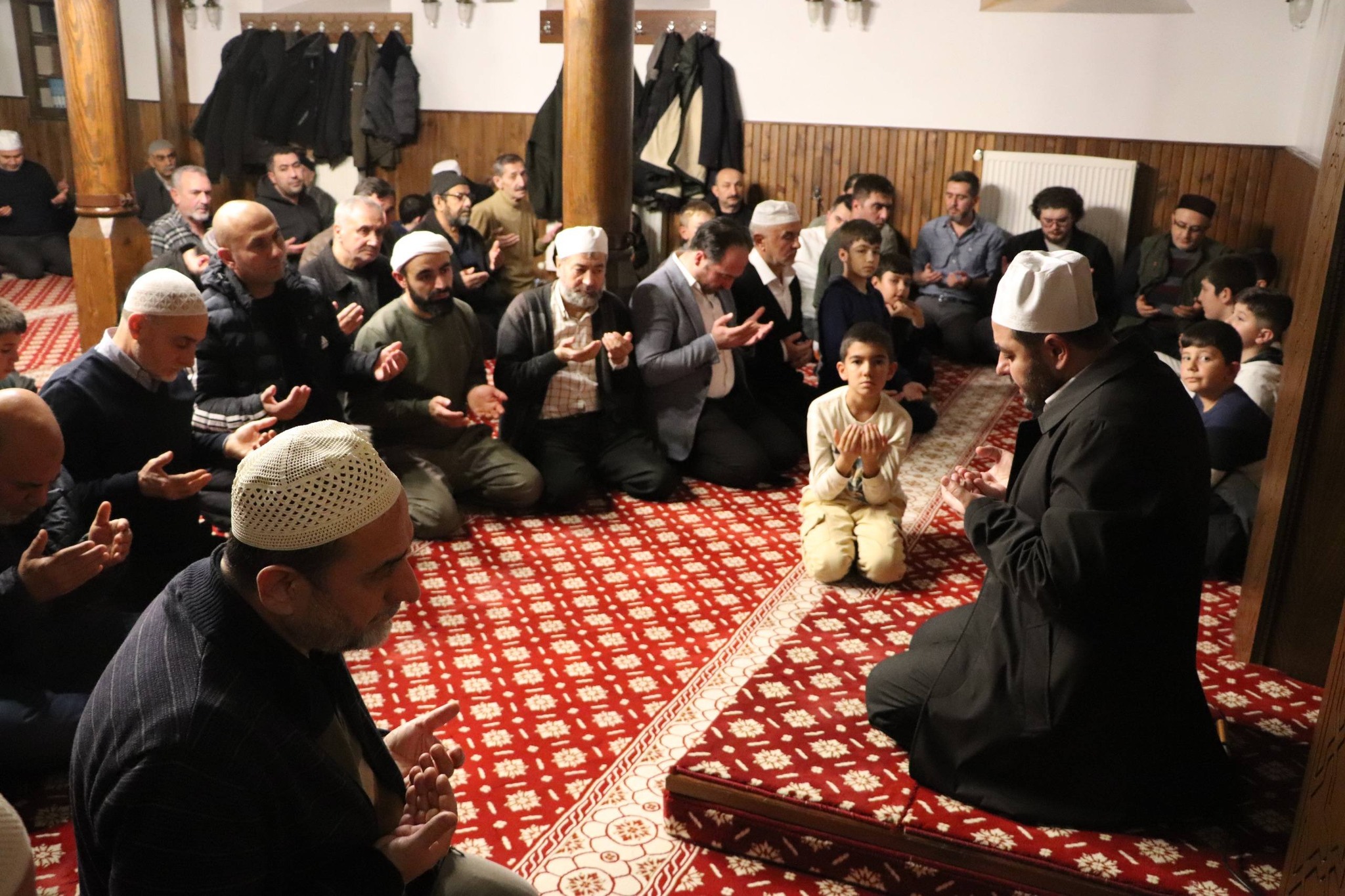 Sivas’ta “Ailece Camideyiz” Programına Yoğun İlgi