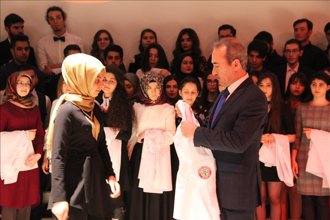 TIP FAKÜLTESİ´NDE  171 ÖĞRENCİ MEZUN OLDU