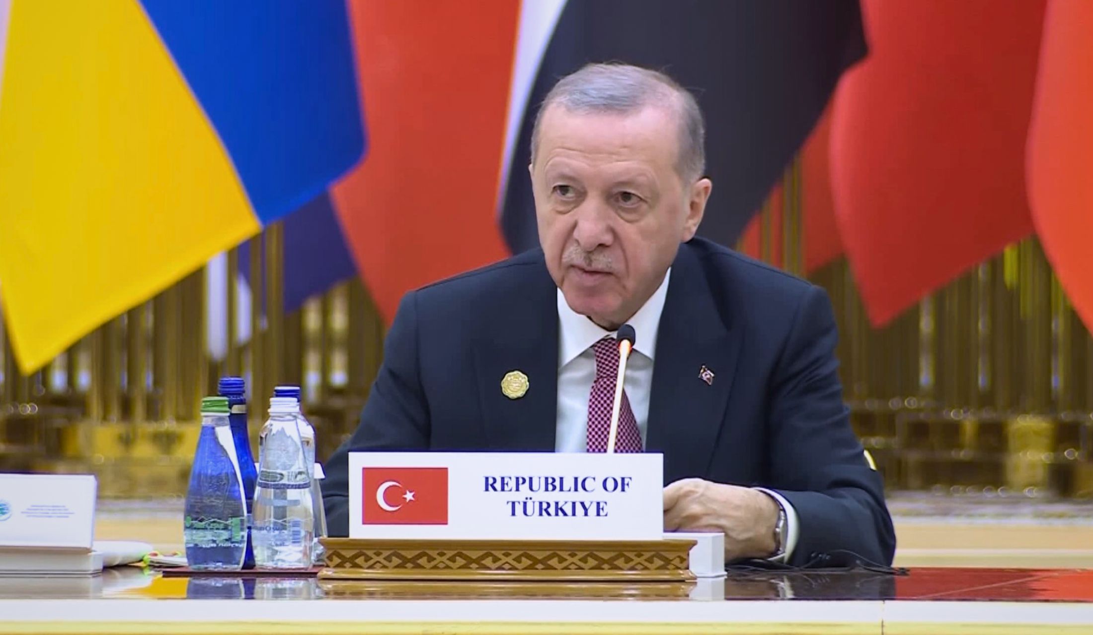 Barışa yönelik diplomatik girişimlere somut destek vermeye hazırız