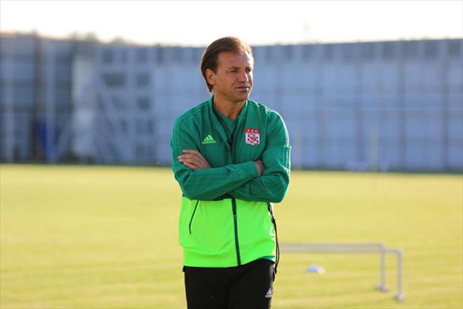 TUNA: HER SİVASLI BİR KOMBİNE ALMALI