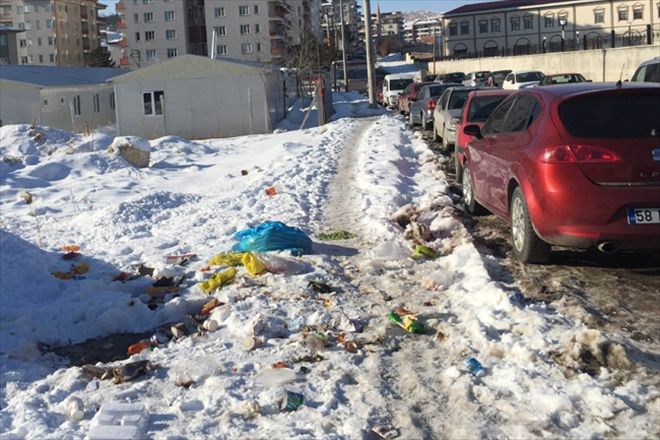 MEVLANA´da  ÇÖP ŞİKAYETİ