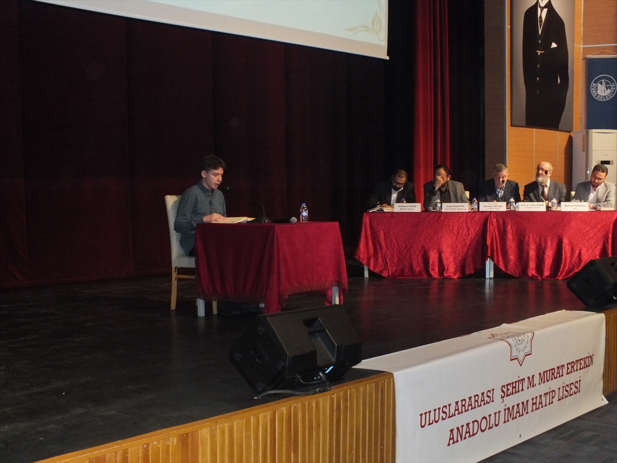 Sivas’ta Kur’an-ı Kerim Okuma Yarışması Heyecanı