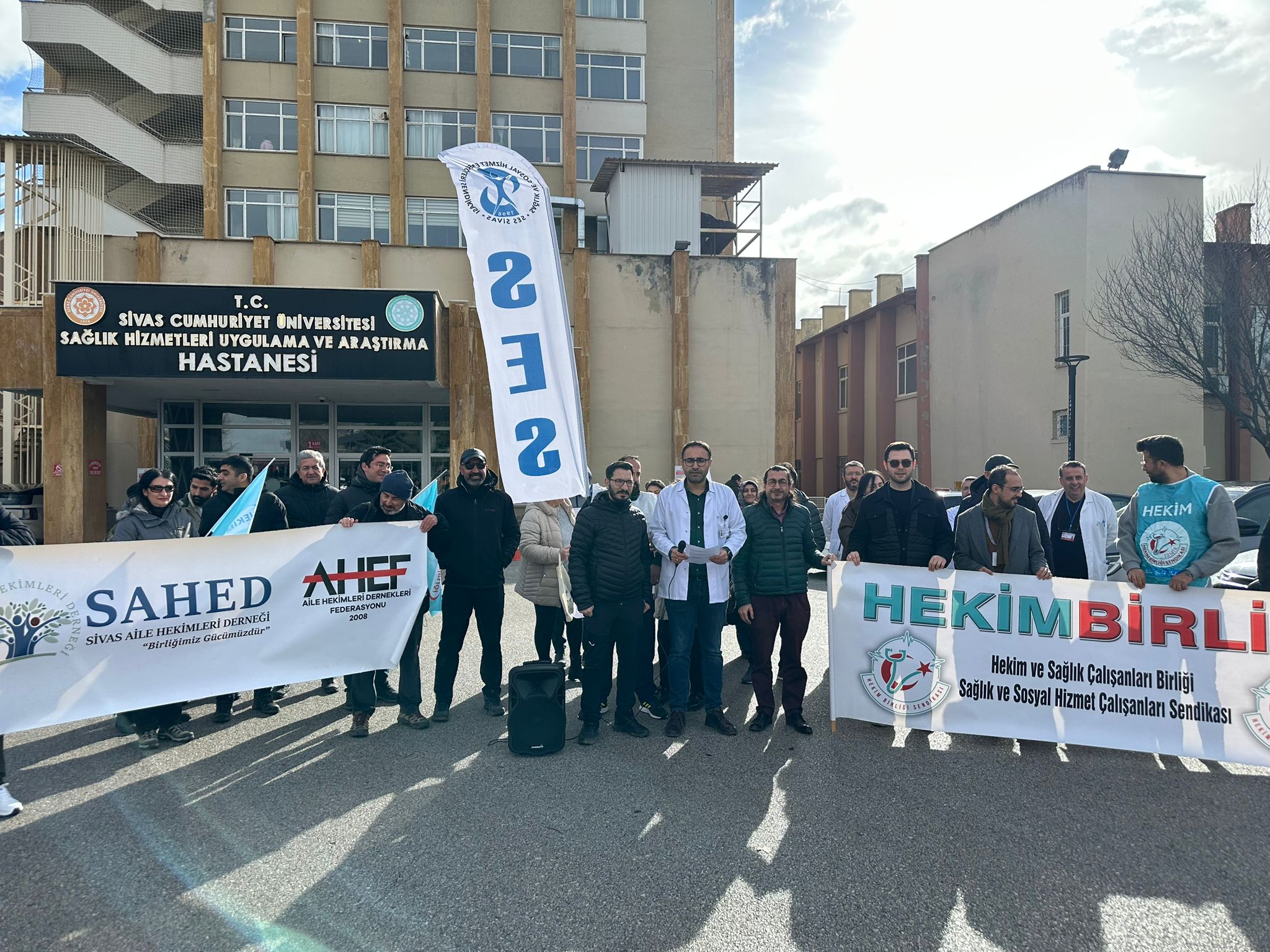 Sivas’tan Sağlık Sistemi Çağrısı: Hekimlik Öncelikli Olsun