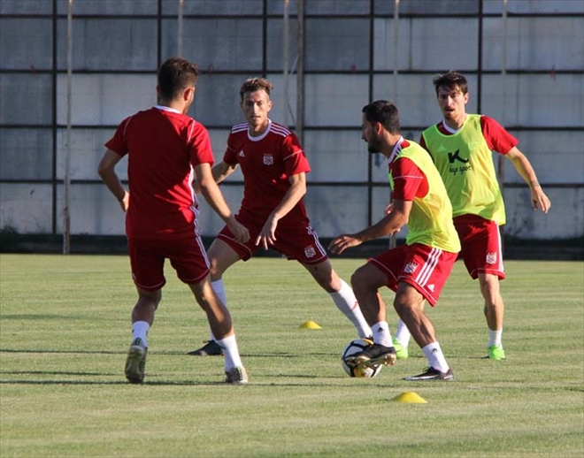 4 HAZIRLIK MAÇI PROGRAMDA