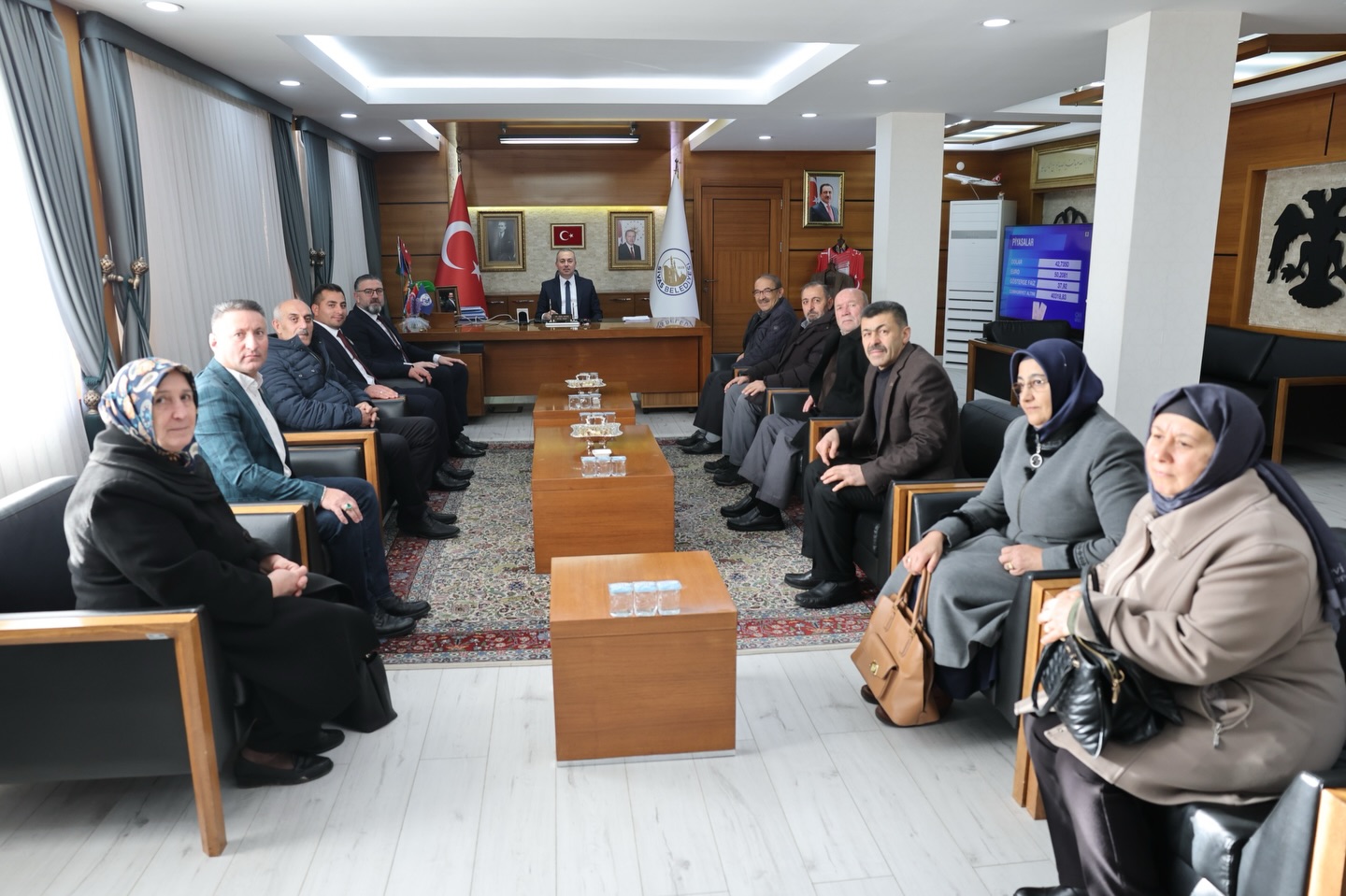 Sivas'ta Şehit Ailelerinden Başkan Uzun’a Teşekkür Belgesi