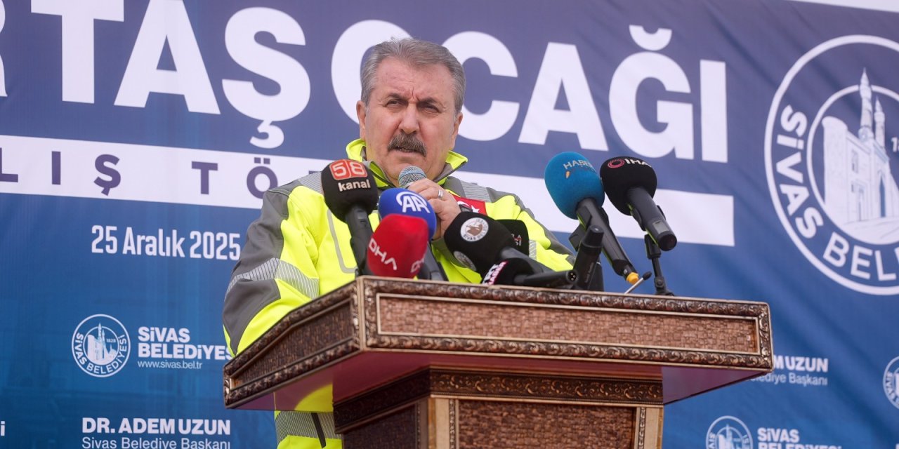 “Sivas Belediyemiz Türkiye’ye Örnek Oluyor”