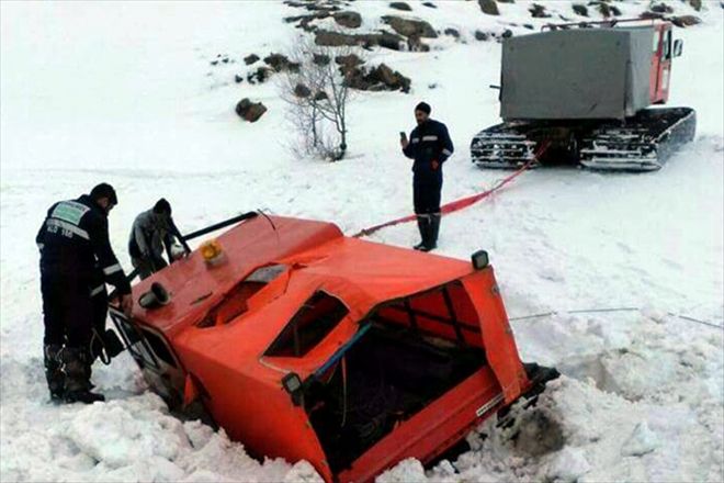 ÇEDAŞ EKİBİ MAHSUR KALDI