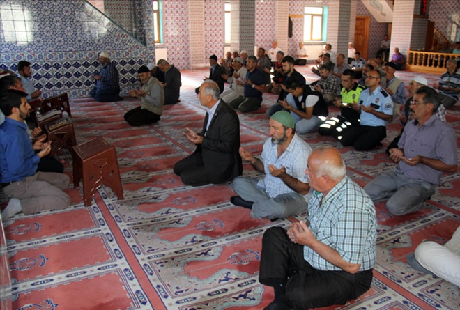 15 TEMMUZ ŞEHİTLERİ ANILIYOR