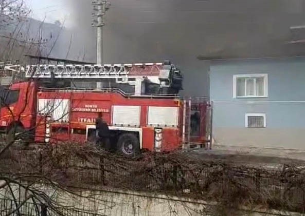 Müstakil evde yangın: 1 yaralı