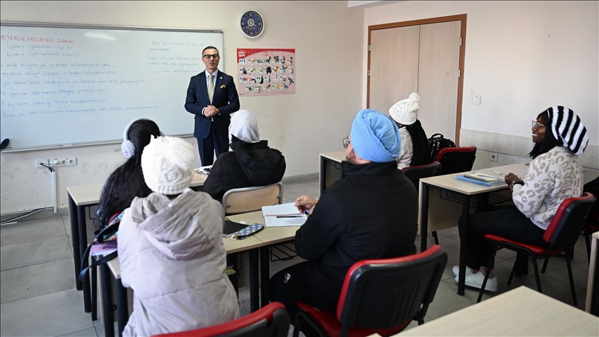 Ankara Üniversitesi TÖMER 500 bin yabancıya Türkçe öğretti