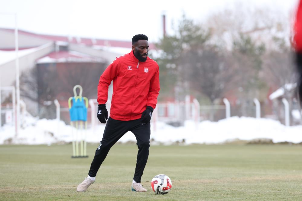 Sivasspor, Erzurumspor mesaisini sürdürdü