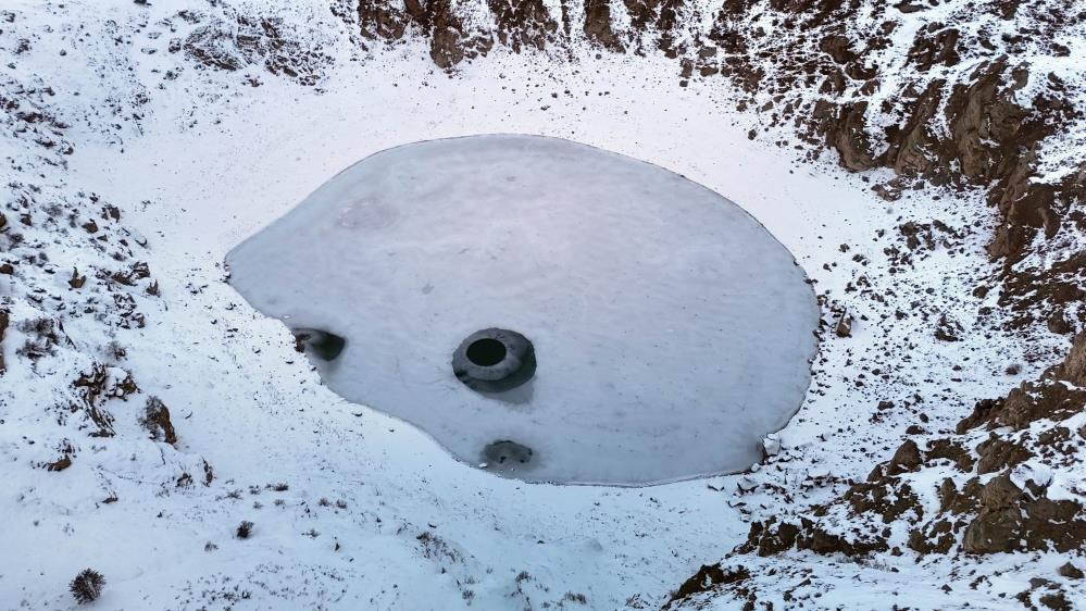 Sivas’ın Nazar Boncuğu Dondu