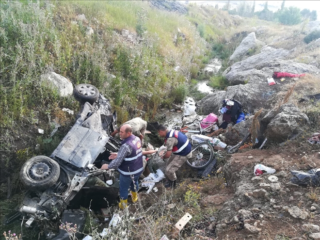 POLİS MEMURU KAZADA AĞIR YARALANDI
