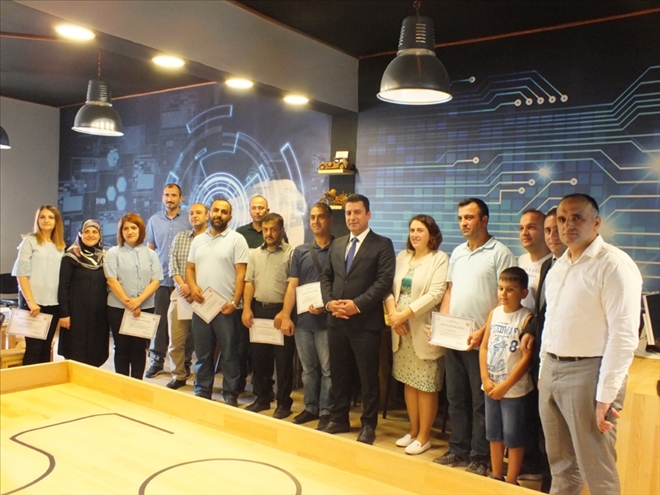 ROBOTİK KODLAMA KURSUNA KATILANLARA SERTİFİKA