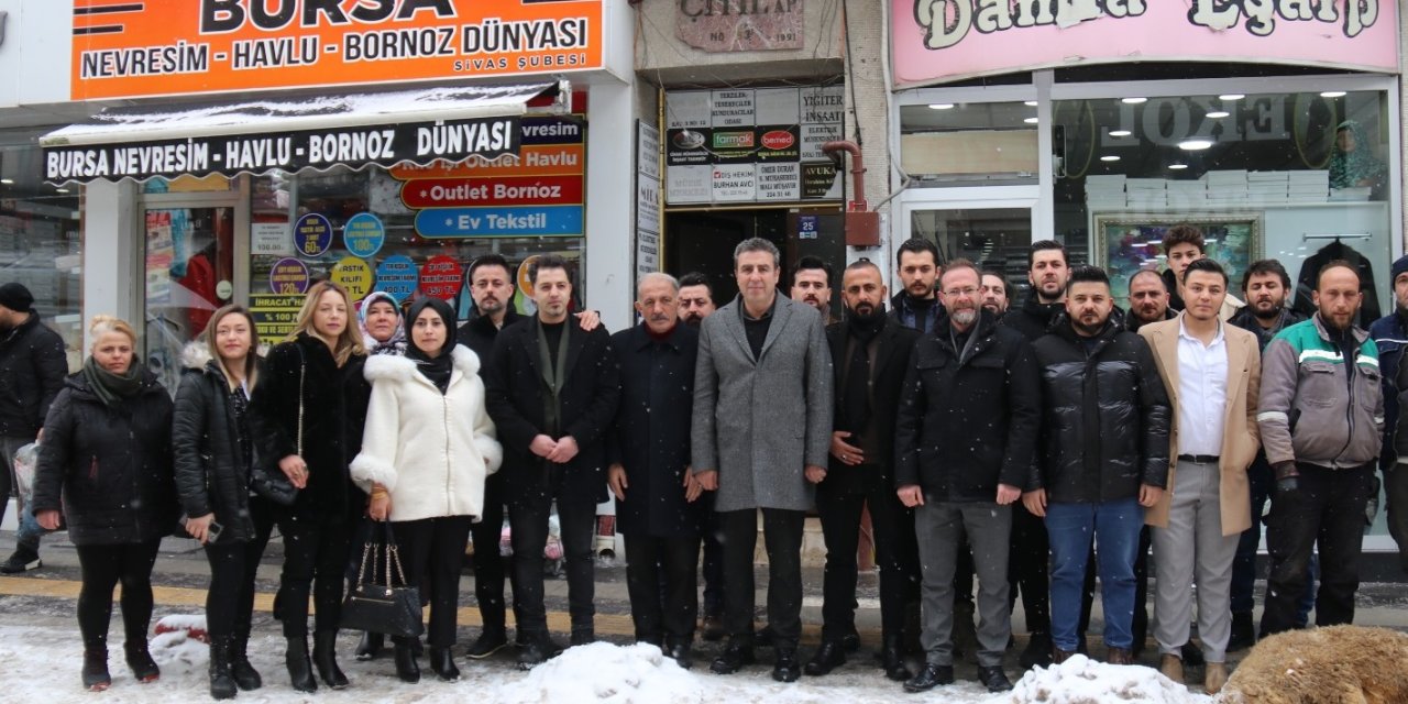 Sivas'ta yeni başkan kurban keserek göreve başladı